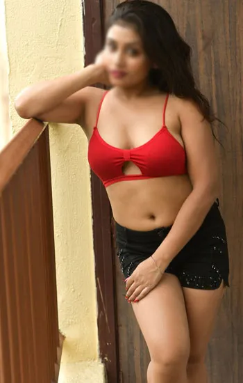 Call Girls in Lemon Tree Premier Hotel
